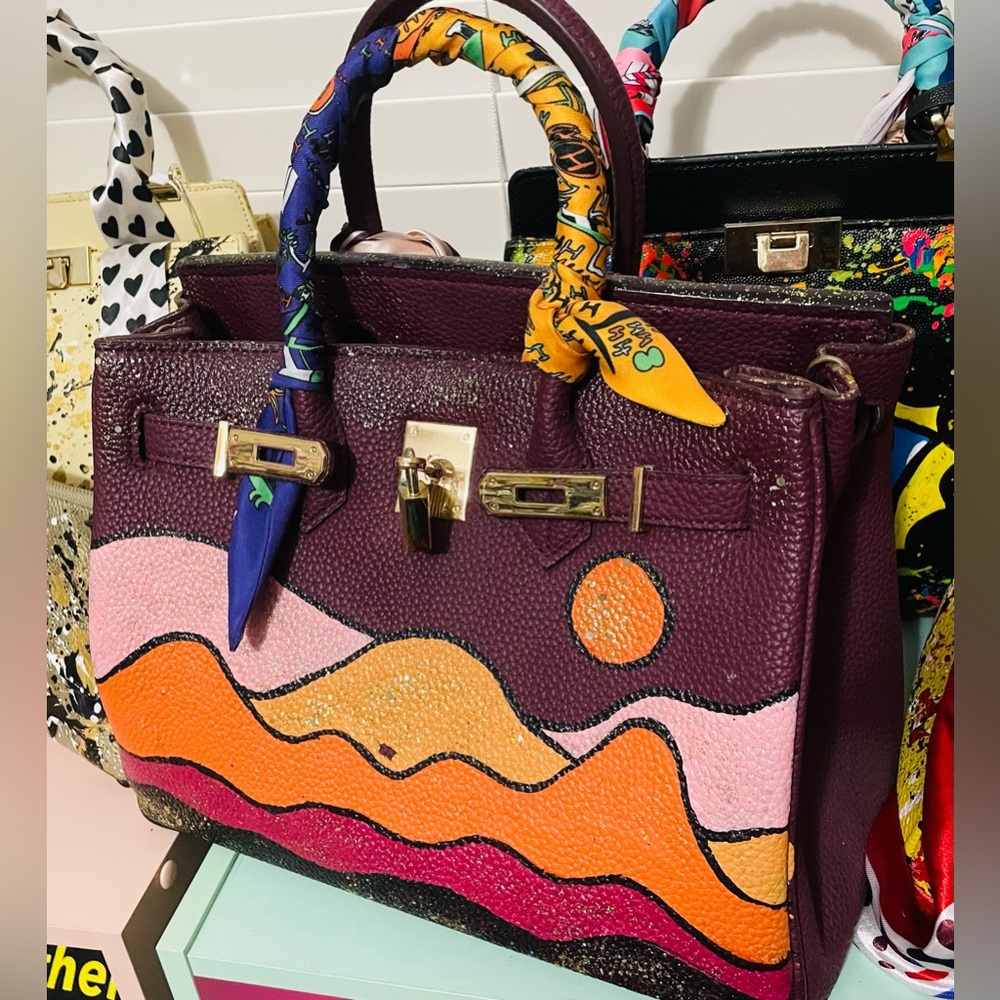 ✨NWT One-of-a-Kind Anca Barbu Hand Painted Sunset Designed XL Leather Handbag